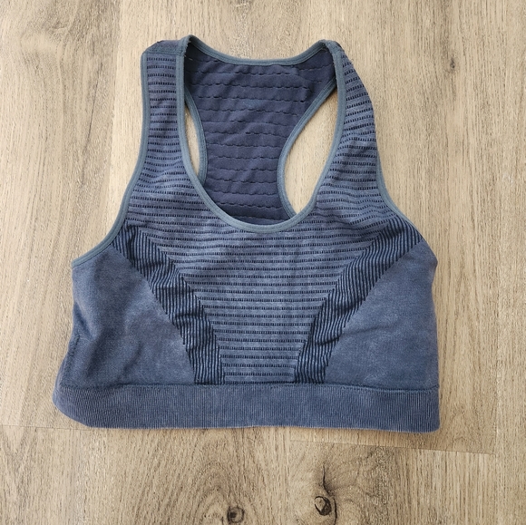 Savvy sports bra - Picture 1 of 3